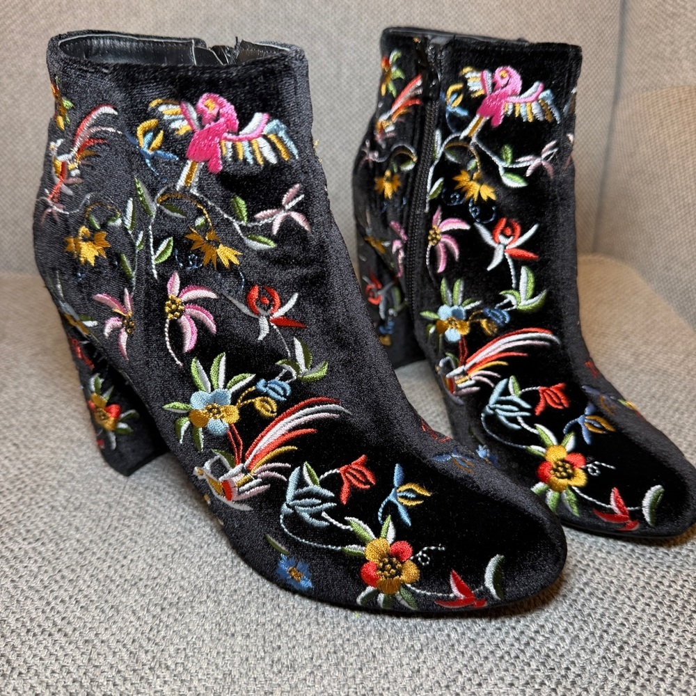 Liliana Black Embroidered Heeled Boots